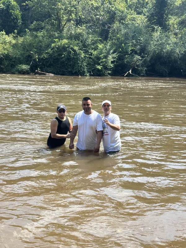 Bautismo en el río